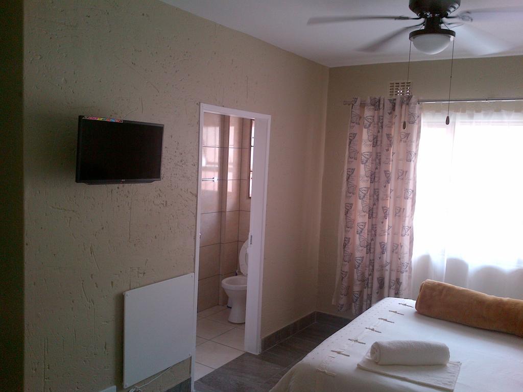 Chisam Guest Lodge Pty Ltd Johannesburg Zimmer foto